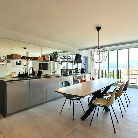 Frida - - 3 Bedrooms Sea View - 2 Mins Walk To Port Apartment Saint-Tropez