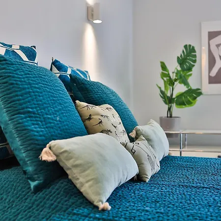 Frida By Tropez Saint Tropez