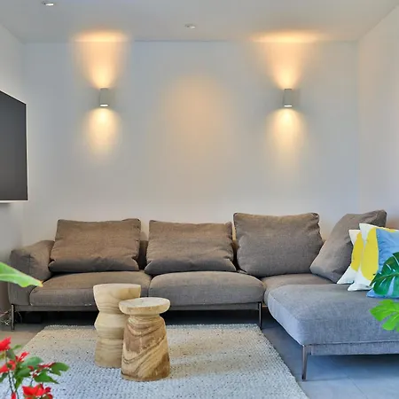 Frida By Tropez * Saint Tropez