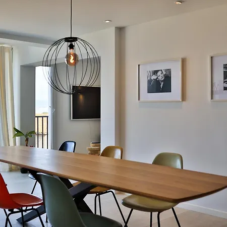 Frida By Tropez Apartmán *